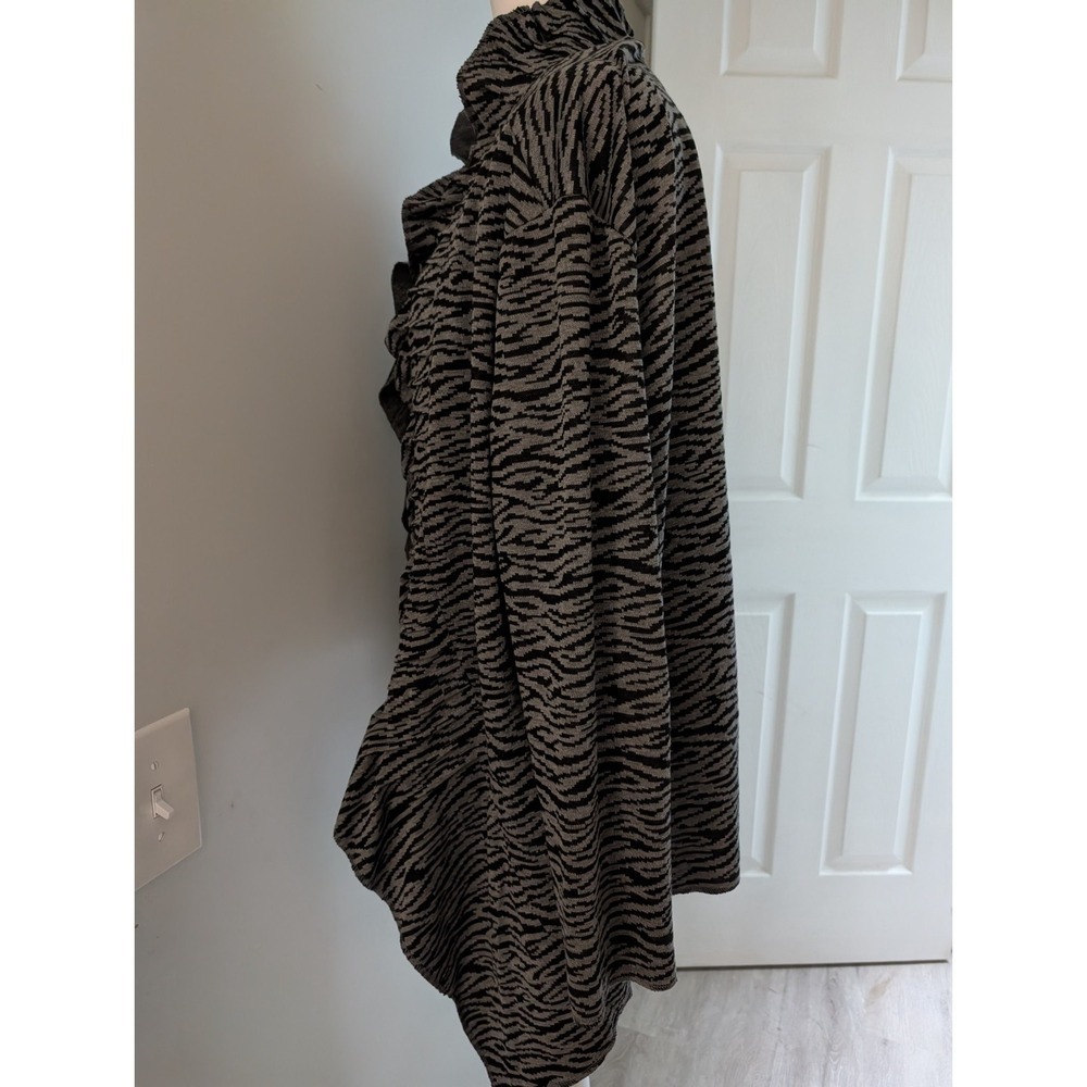 Fever London Zebra Animal Print Open Cardigan Ruffles 2XL - Picture 2 of 9